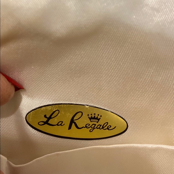 White & Gold Beaded Evening Handbag - Picture 5 of 7